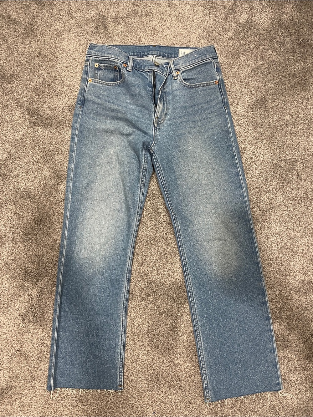 GAP Women’s Straight Jeans in Light Blue Wash